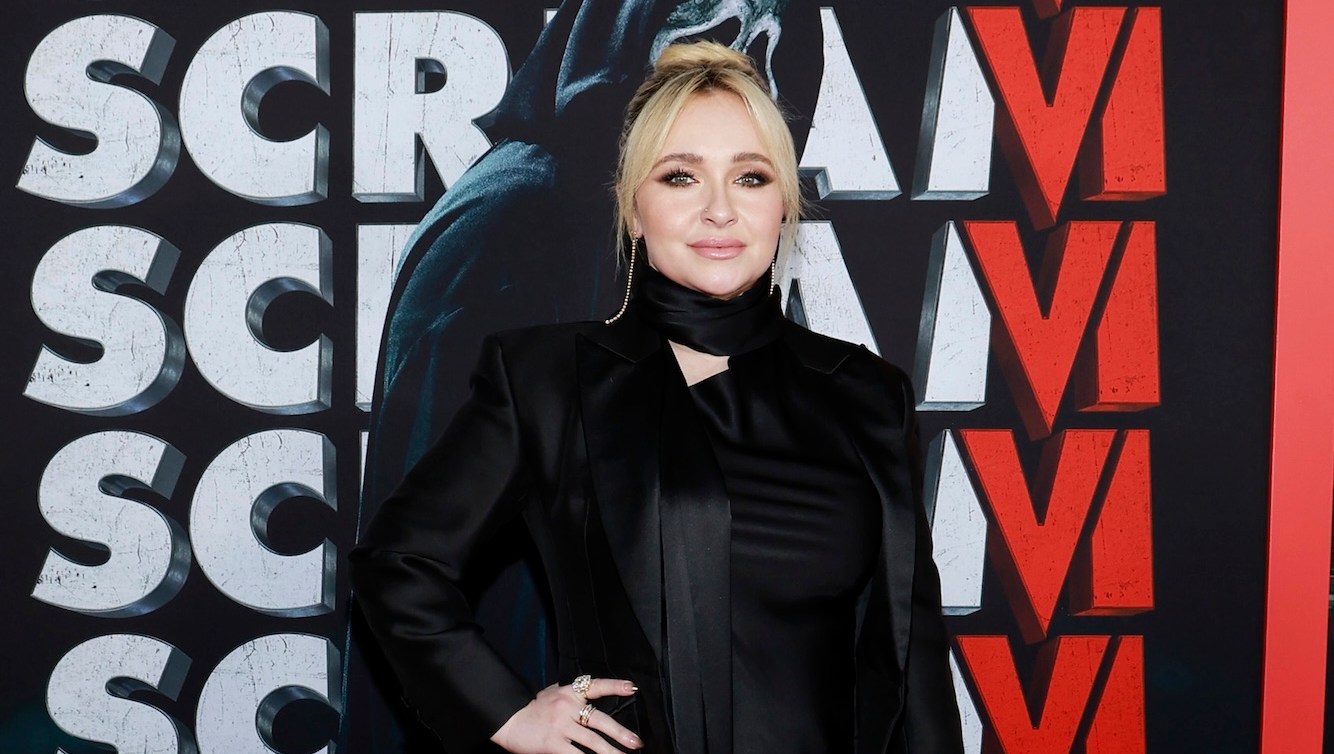 Director Recalls Hayden Panettiere and Brian Hickerson's 'Red Flag' on Set