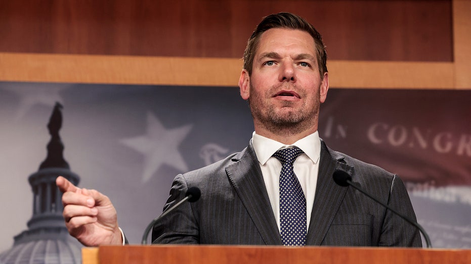 Hundreds of Swalwell supporters attempt to claw back donations amid sexual assault claims