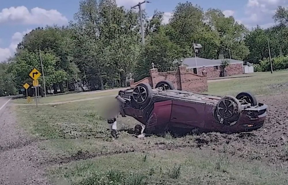 Toddler Seen Running From Wrecked Car After Police Chase Ends in Crash
