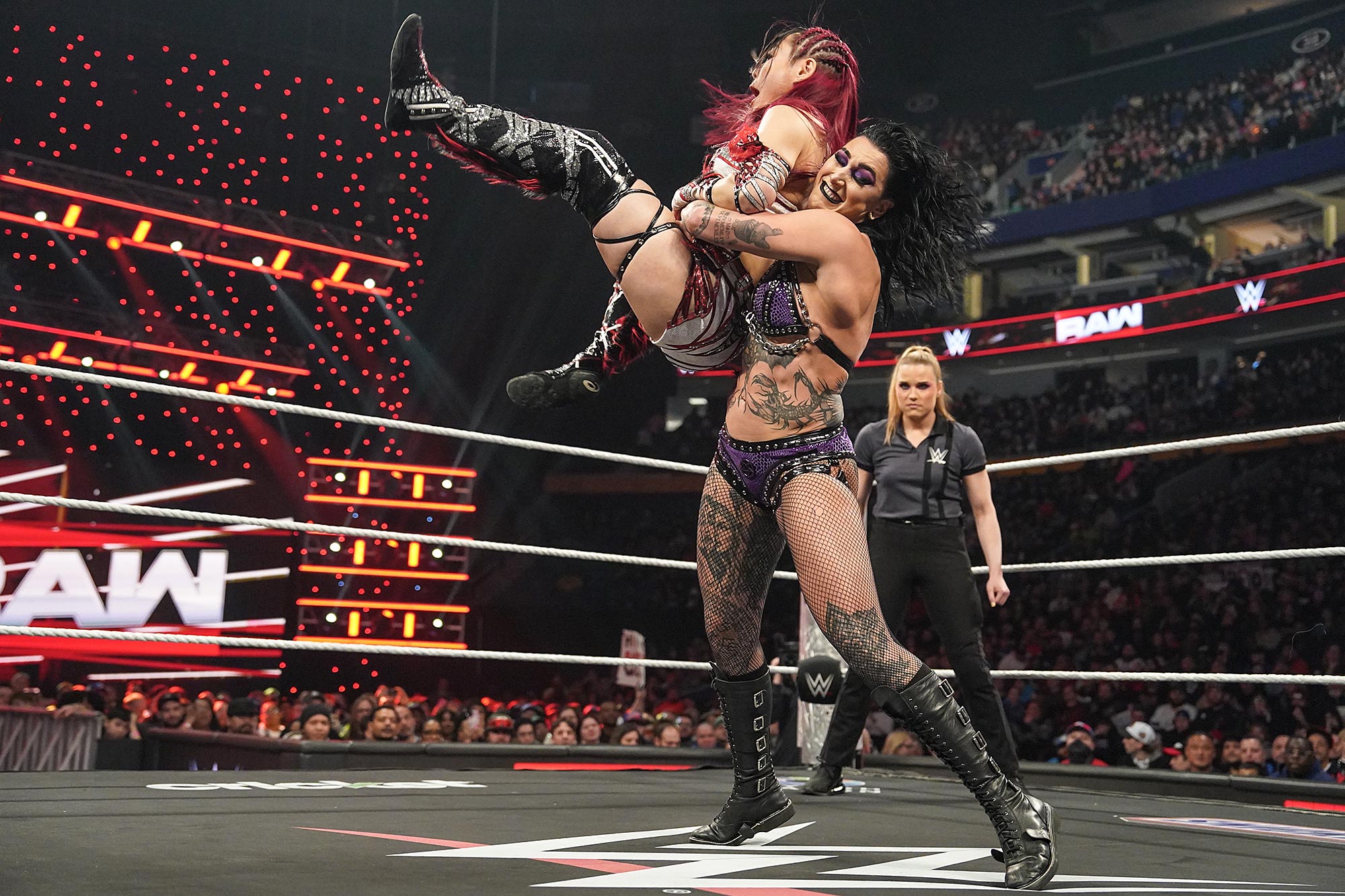 HBO Max Live Sports in December 2025: College Football, AEW and More