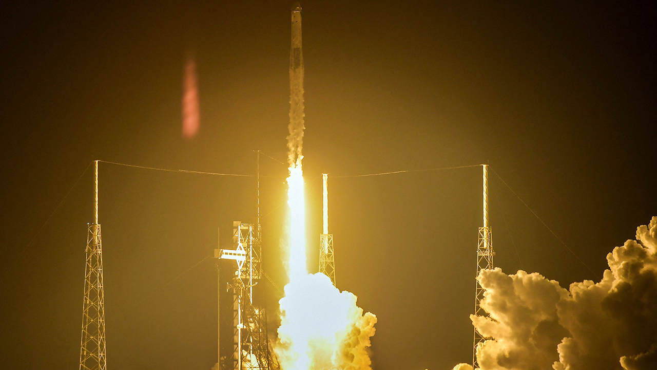 SpaceX launches crew to International Space Station after prior team's medical evacuation