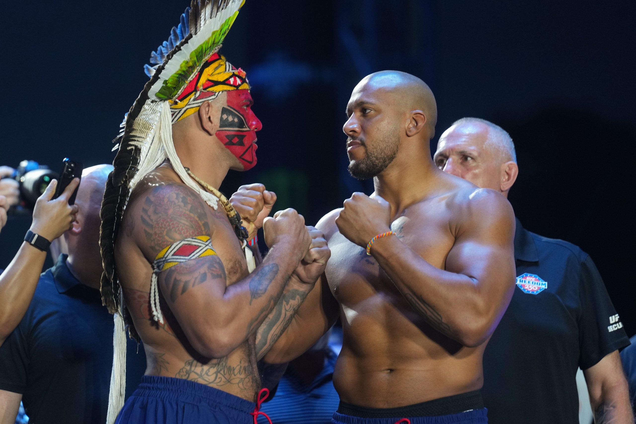 DraftKings Sportsbook: How to Bet on UFC Freedom 250, Topuria vs. Gaethje and Full White House Card