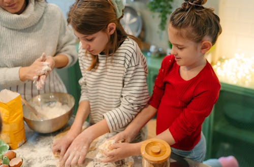 Can You Stop Your Eldest Daughter From *Being* An Eldest Daughter?