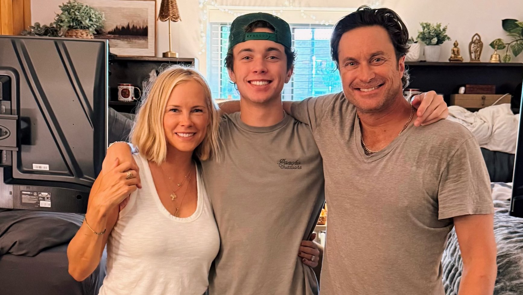 Oliver Hudson and Wife Move Son Wilder, 19, Into College: 'Lots of Tears'