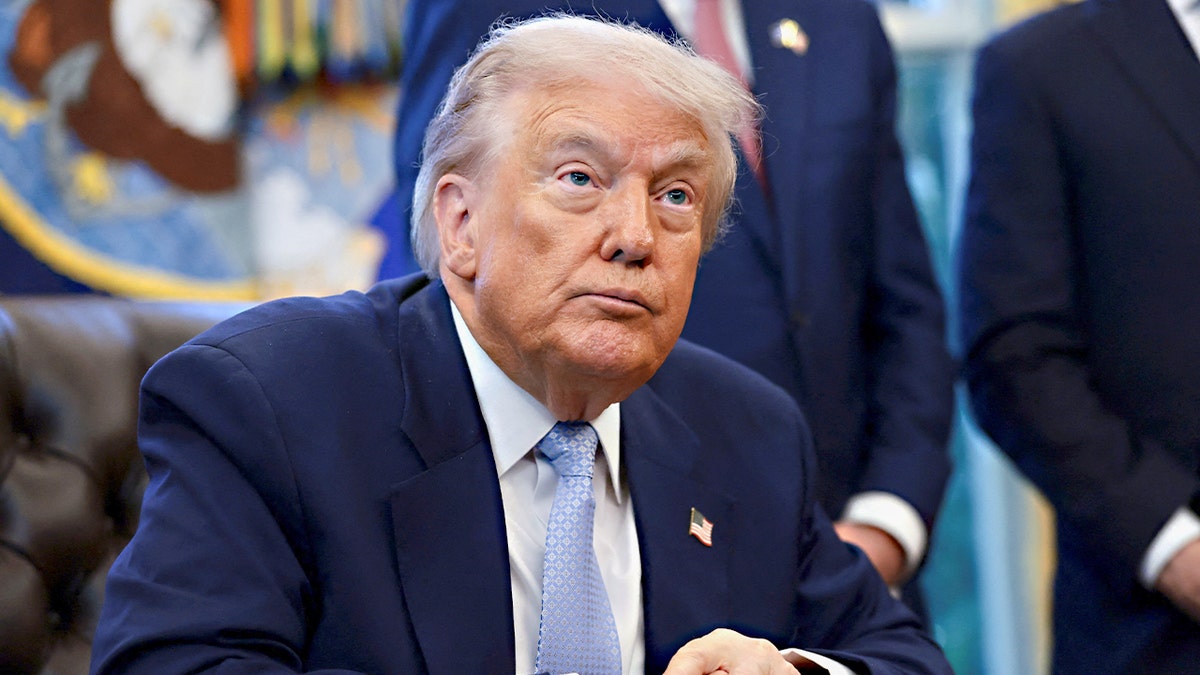 Trump labels 6 Democrats who told troops to refuse unlawful orders 'traitors' who should be arrested