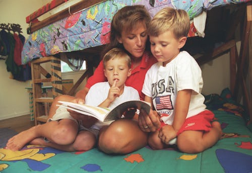 The '90s Mom Self-Care Routines We Should All Be Doing