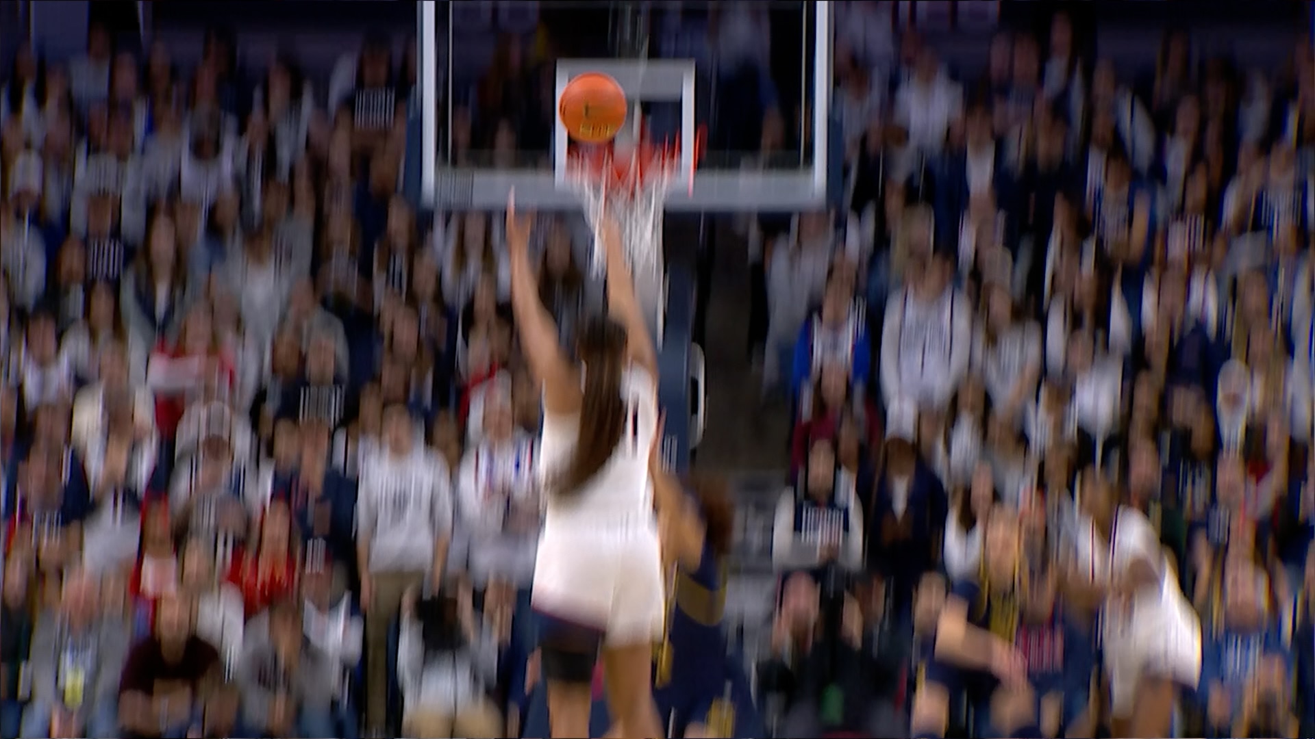 UConn's Sarah Strong becomes third-fastest Husky to reach 1,000 points with 3-pointer vs. Notre Dame