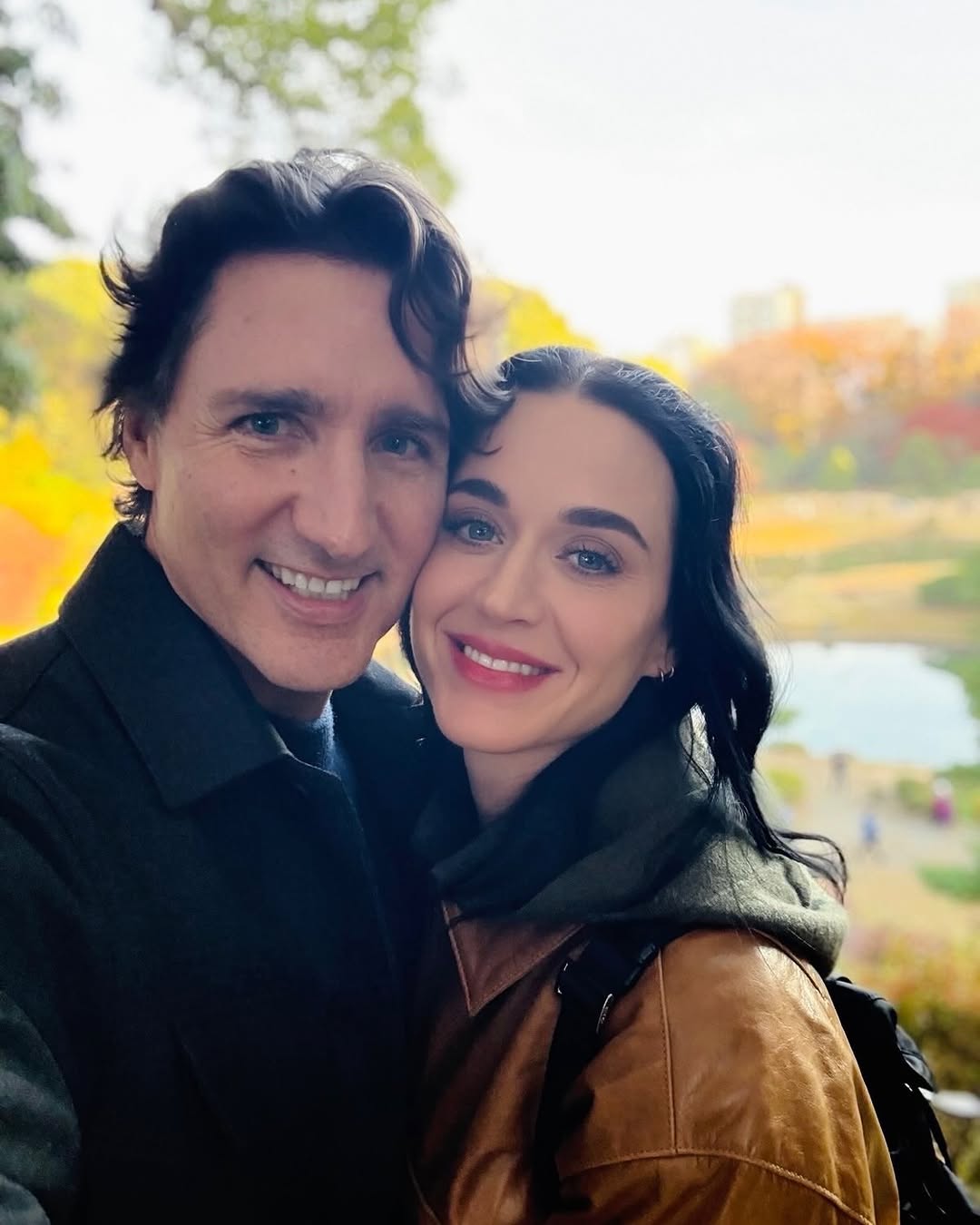 Zooey Deschanel Weighs In on Pal Katy Perry's Romance With Justin Trudeau