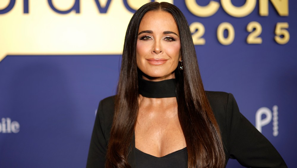 Love Kyle Richards' Cozy Aspen Style? This $28 Turtleneck Nails her Look
