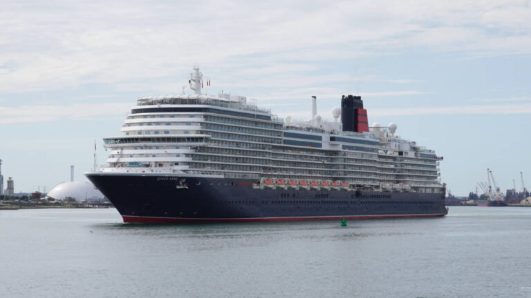 Cunard Postpones Southampton Boarding for Unexpected Deep Cleaning