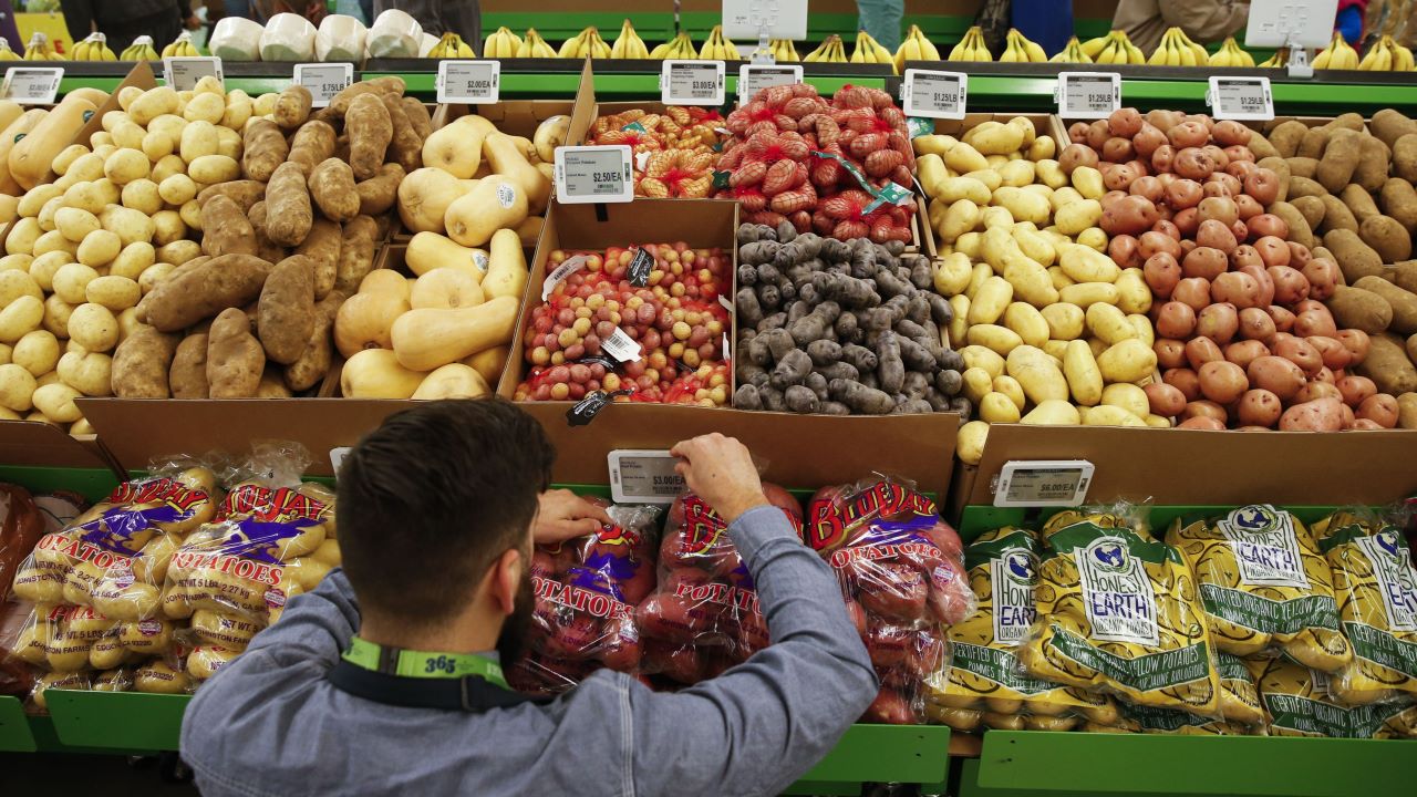 California bans consumer-facing 'sell by' food labels under new law aimed at reducing waste