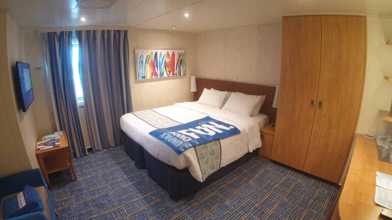 Carnival Cruise Line Ends Third-Party Gifts After Accidental Blunder