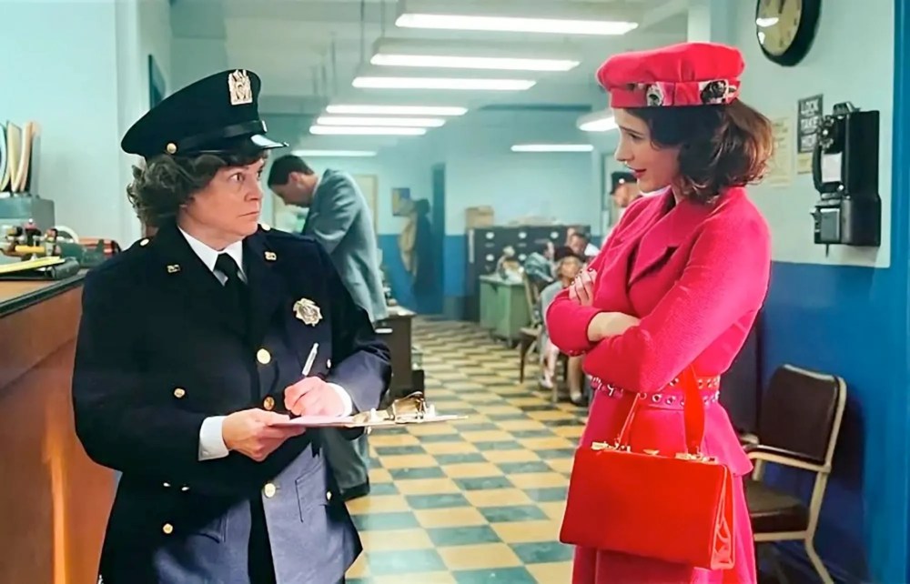 Celebrity Deaths of 2025: Actress Wenne Alton Davis and More Stars