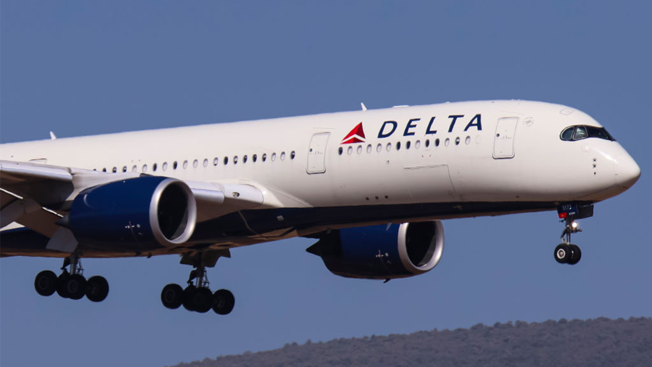 4 flight attendants injured on Delta flight to Sydney after plane experiences 'brief turbulence'