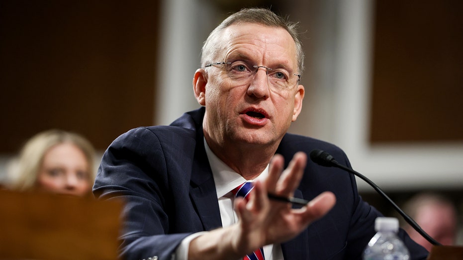 Trump admin says VA benefits claims backlog below 100K for first time in 6 years: 'Record levels of service'