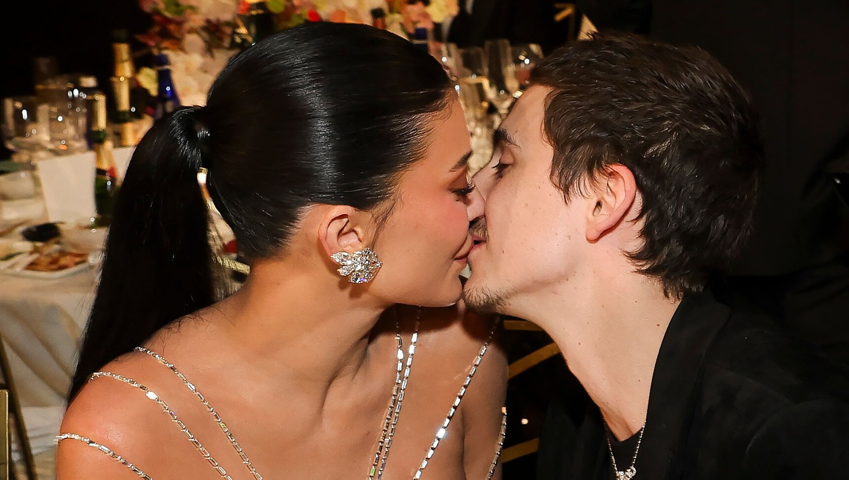 Timothee Chalamet and Kylie Jenner Kiss at Golden Globes, More PDA Pics