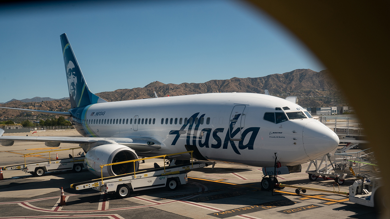Alaska Airlines restores operations after widespread technology issue grounded flights nationwide