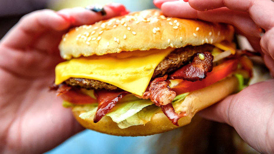 DoorDash data offers snapshot of economy voters are feeling ahead of midterms