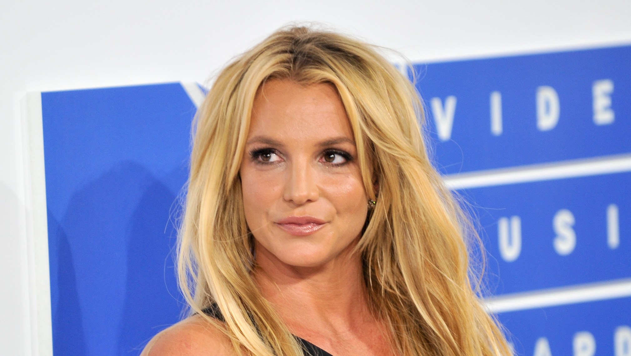 Britney Spears Defended by Restaurant Manager After 'Erratic' Night Out