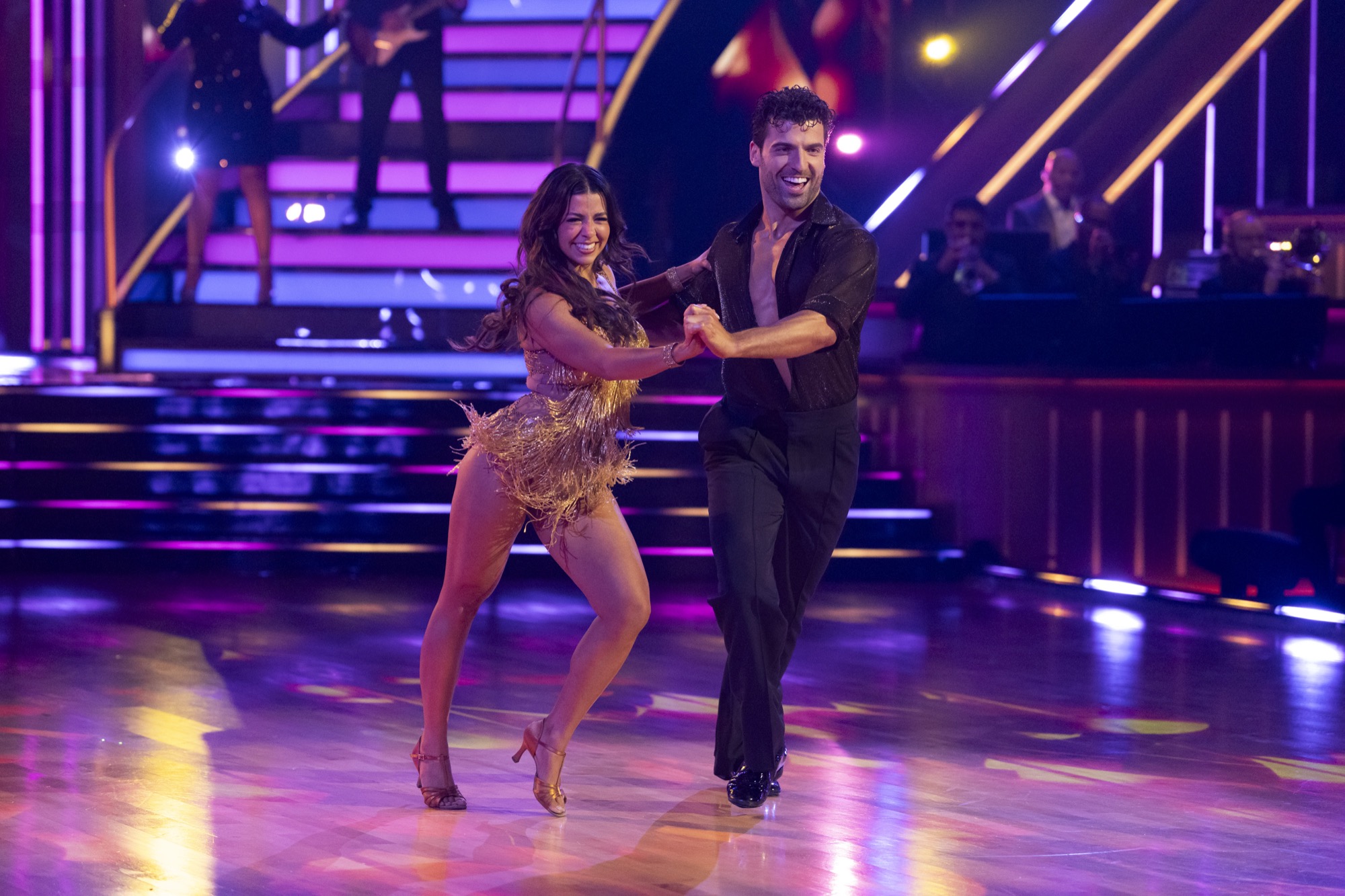 Kylie Kelce Wonders If Jen Affleck Wears Diaper on 'DWTS' After Baby