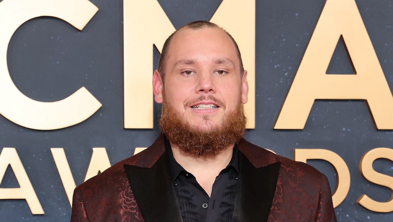 Why Luke Combs Prefers People ‘Not Really Knowing’ His Political Beliefs