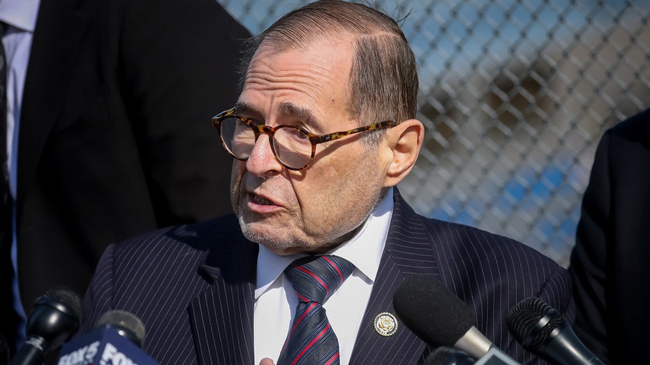 Nadler mocked after appearing to doze off during Bondi hearing opening statements
