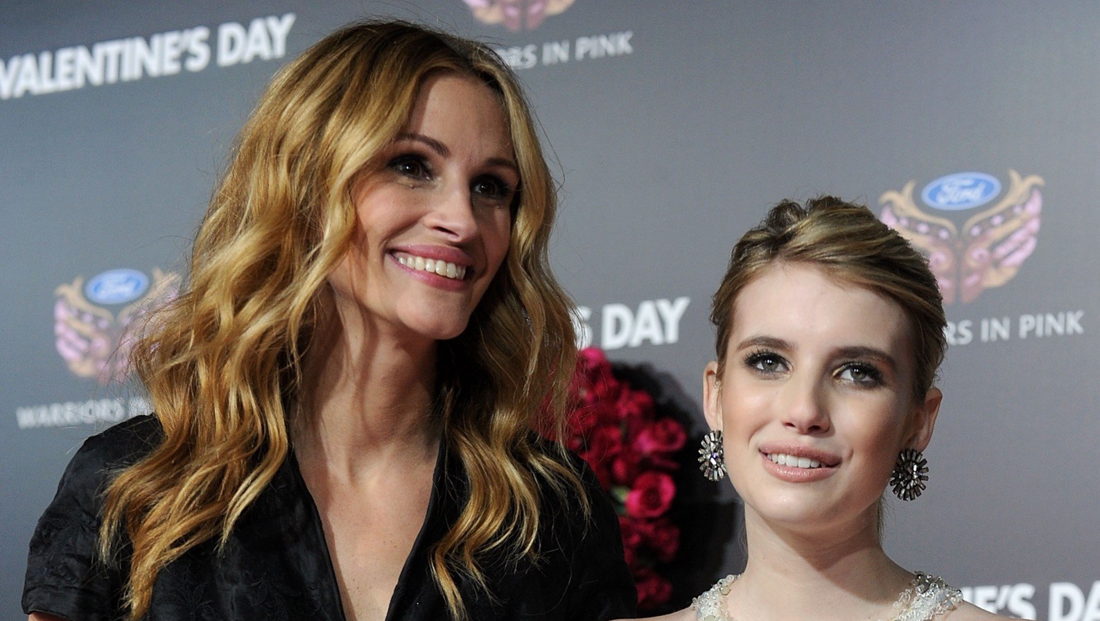 Julia Roberts Celebrates Niece Emma Roberts’ Idaho Wedding to Cody John