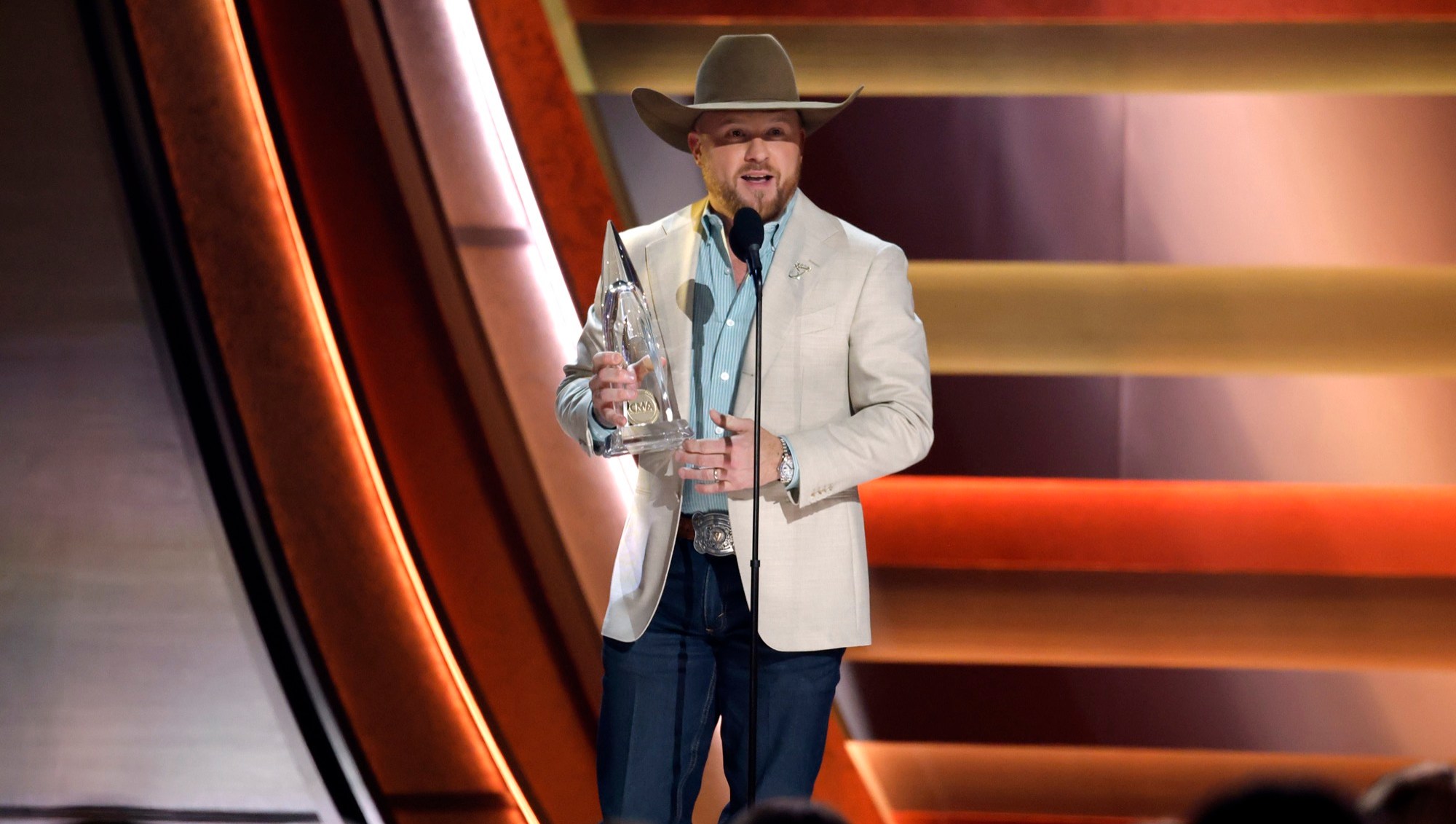Cody Johnson Wins CMAs Male Vocalist of the Year After Welcoming Baby No. 3