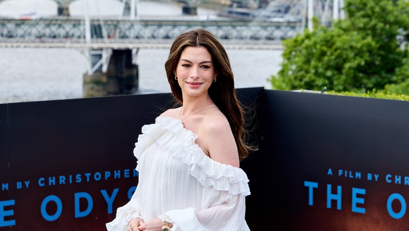 Pregnant Anne Hathaway Looks Ethereal While Showing Off Baby Bump