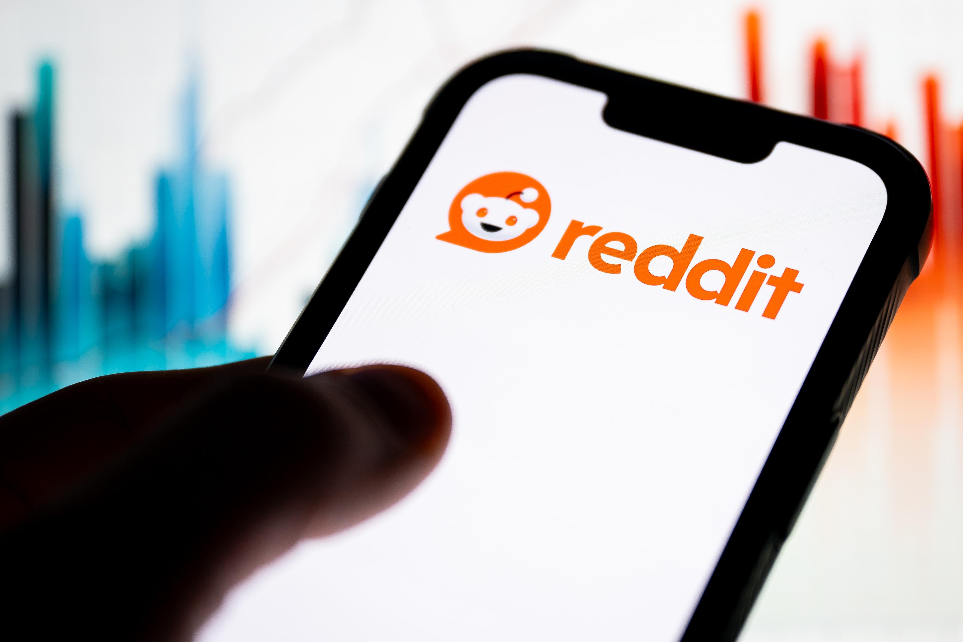 Is Reddit still for humans?