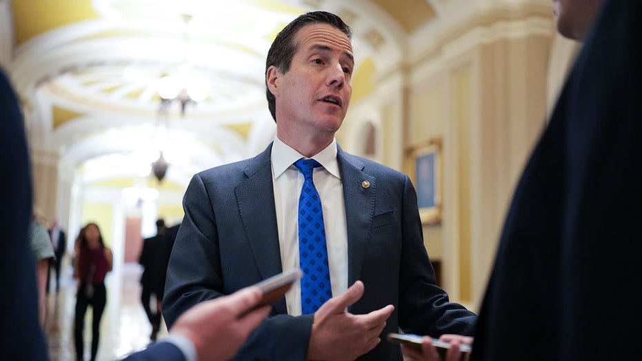 Key Republican negotiator details bipartisan Obamacare fix as abortion dispute remains sticking point