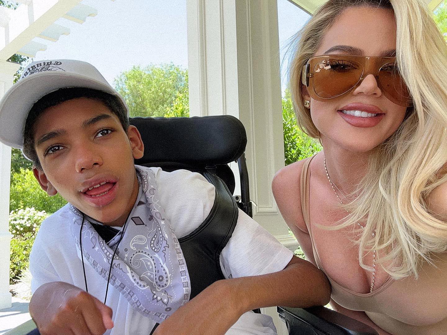 Khloe Kardashian’s Relationship With Tristan Thompson’s Brother Amari