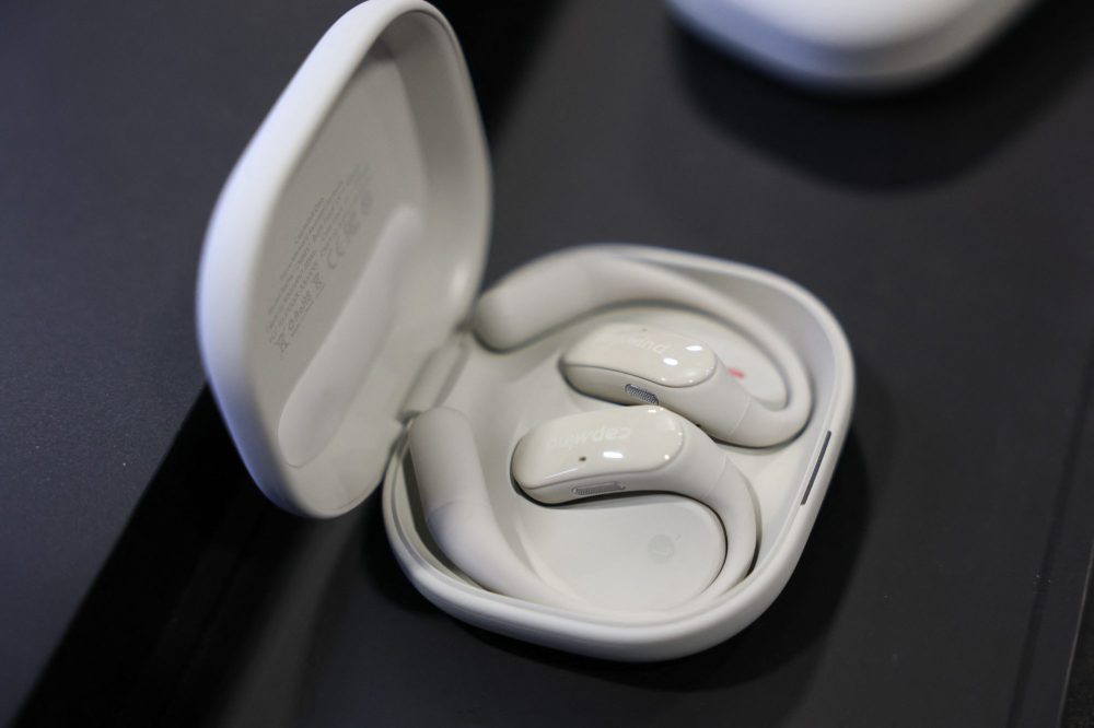 Noise-Blocking Earbuds That Track Your Rest: What Experts Actually Say