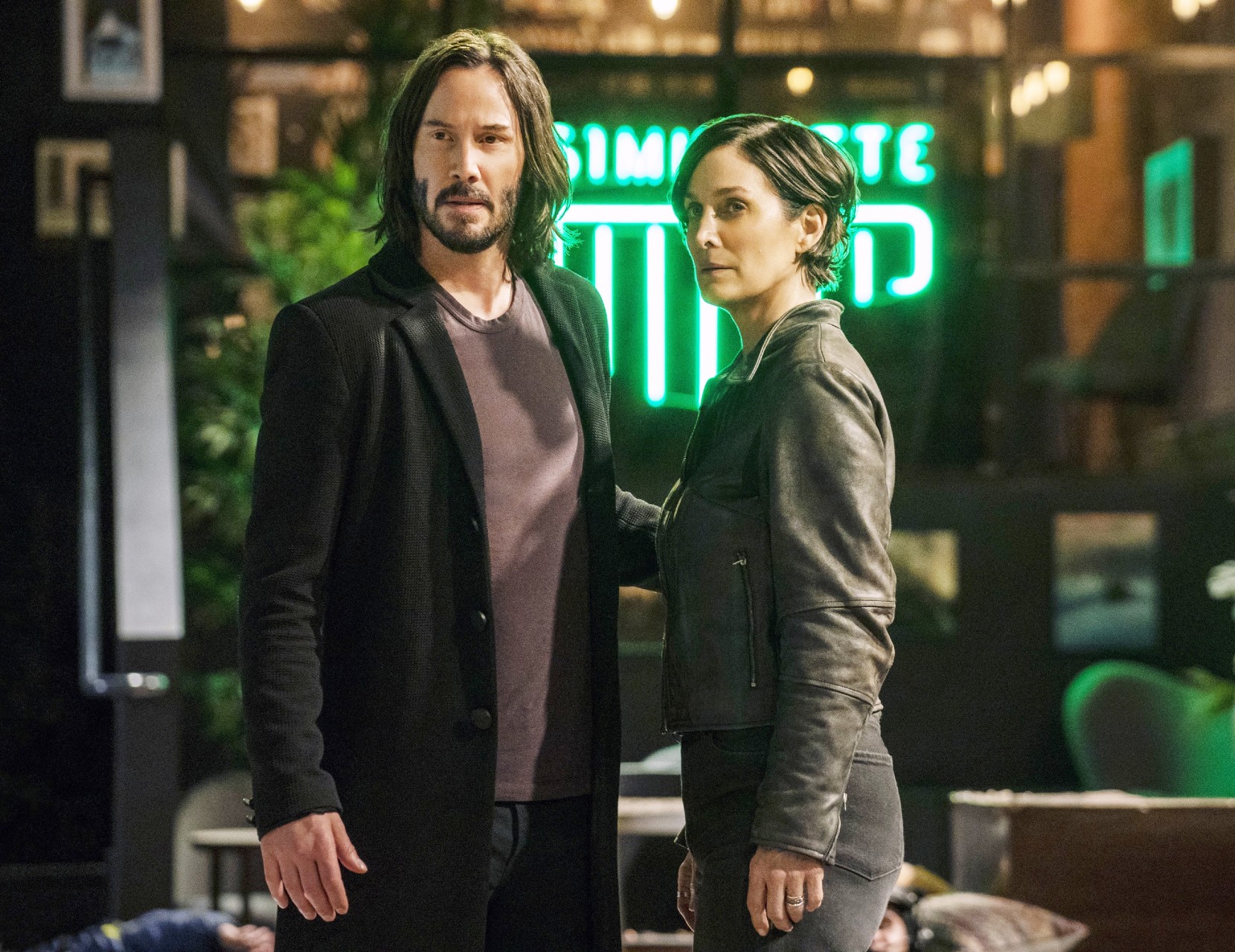 5 Sexiest Movie Couples of All Time: From Neo and Trinity to Jack and Rose