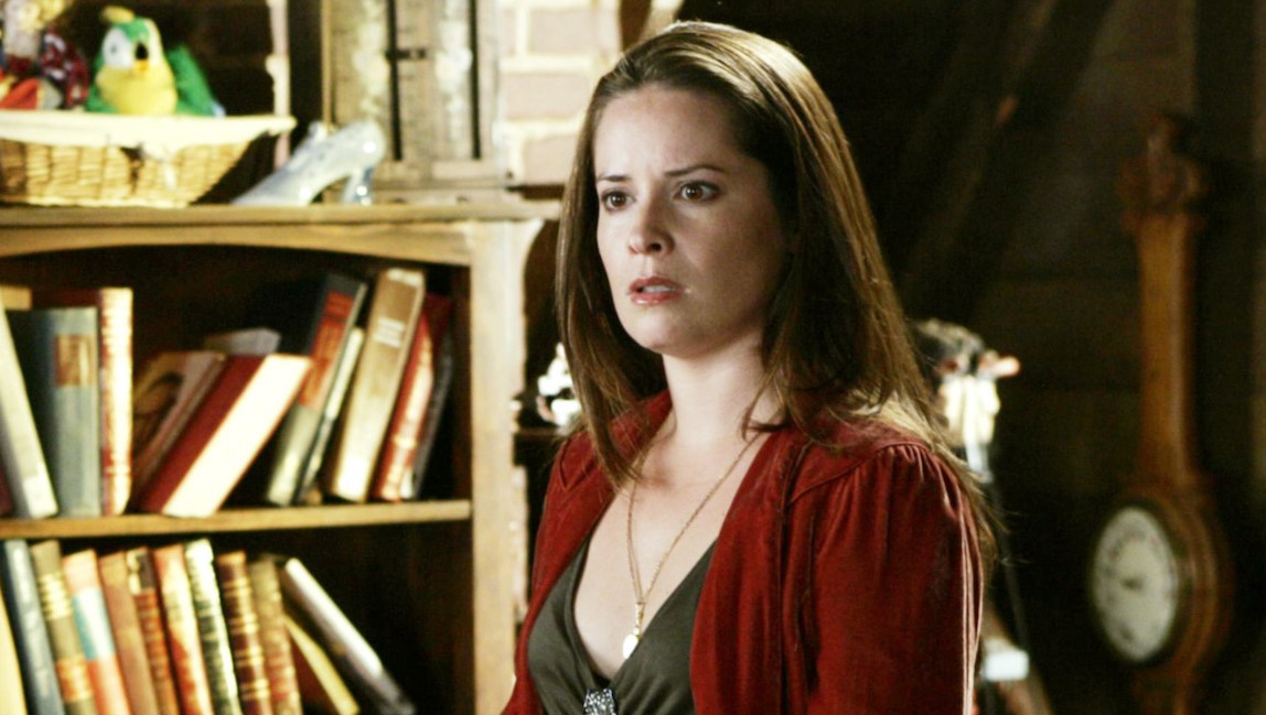 'Charmed' Alum Holly Marie Combs Reveals Reason She 'Retired' From Acting