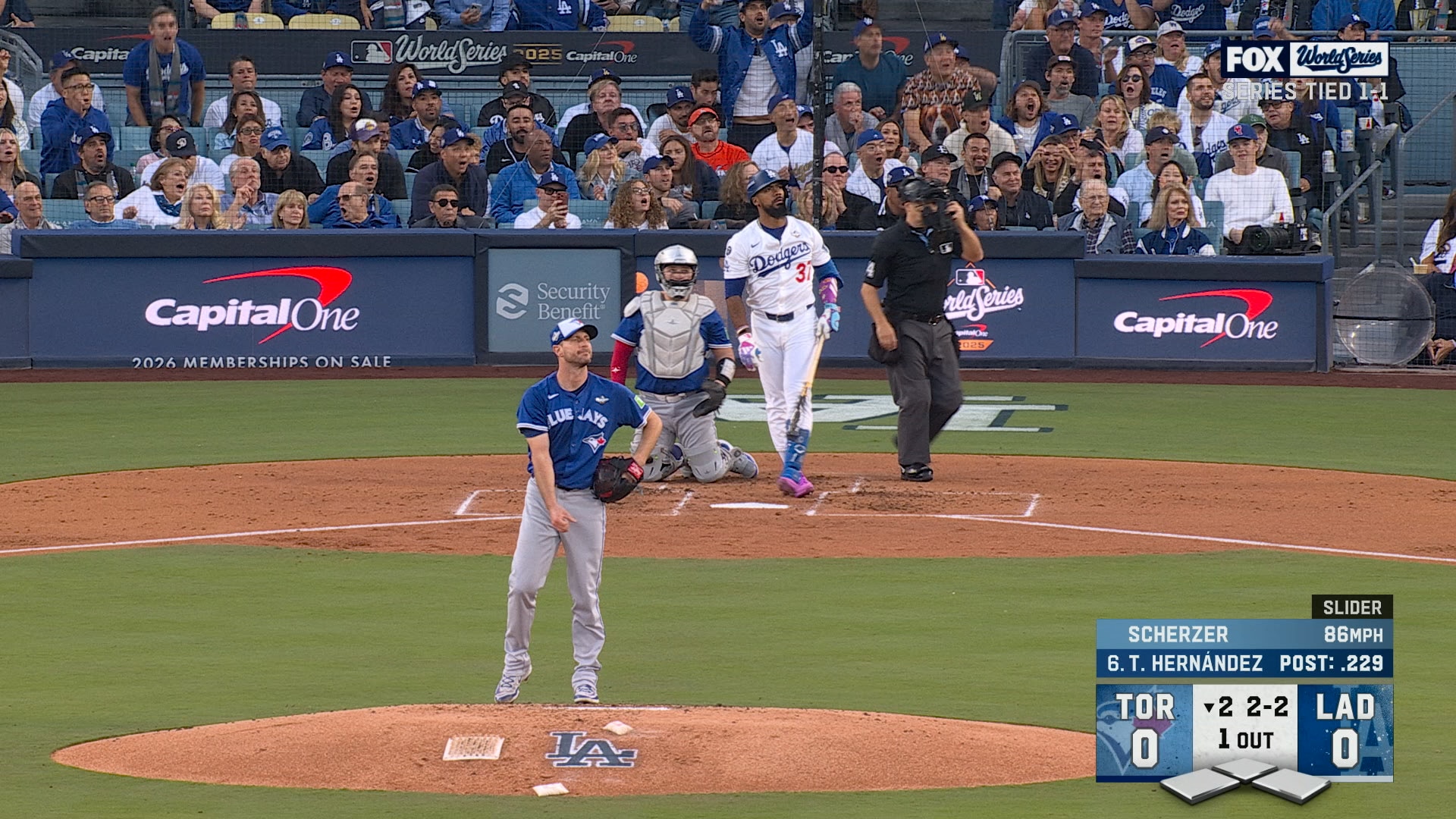 Teoscar Hernández crushes solo home run, giving Dodgers lead over Blue Jays