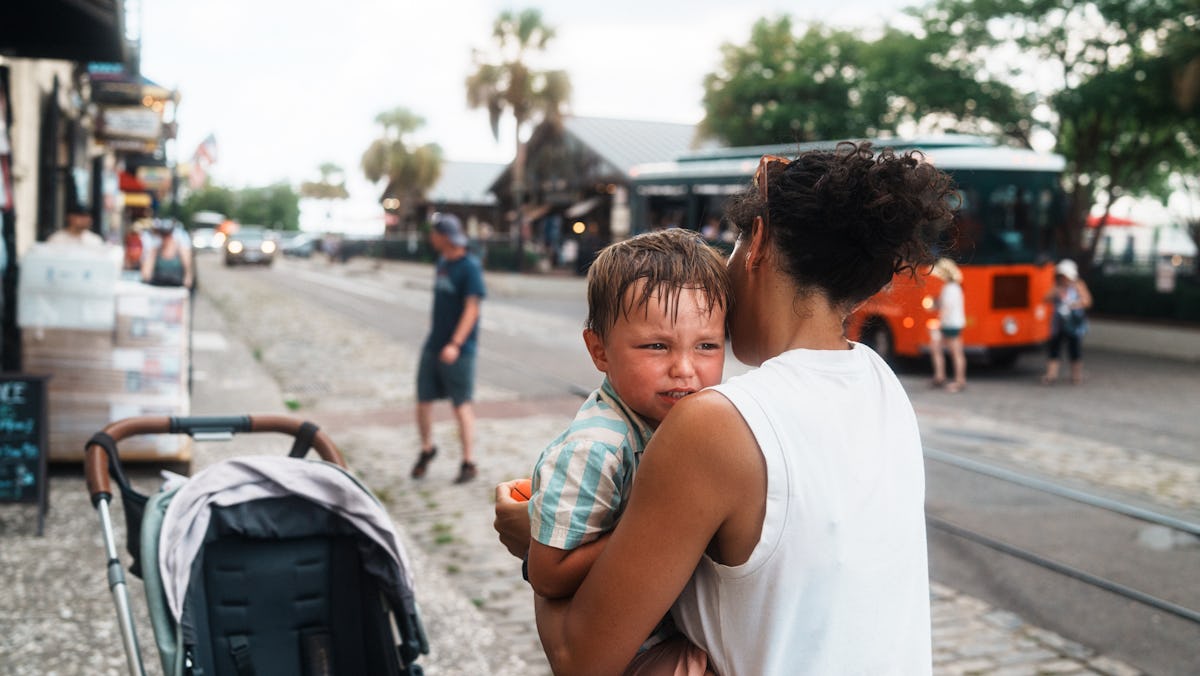 Moms On Reddit Say They Miss The “Real Vacations” They Took Before Kids
