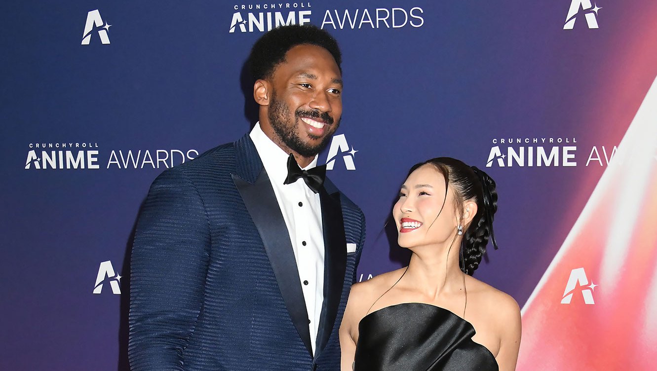 Olympian Chloe Kim and NFL’s Myles Garrett Confirm Romance With Pregame Kiss