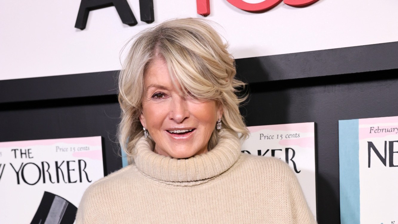 Martha Stewart Baffles the Internet With How She Eats Bagels