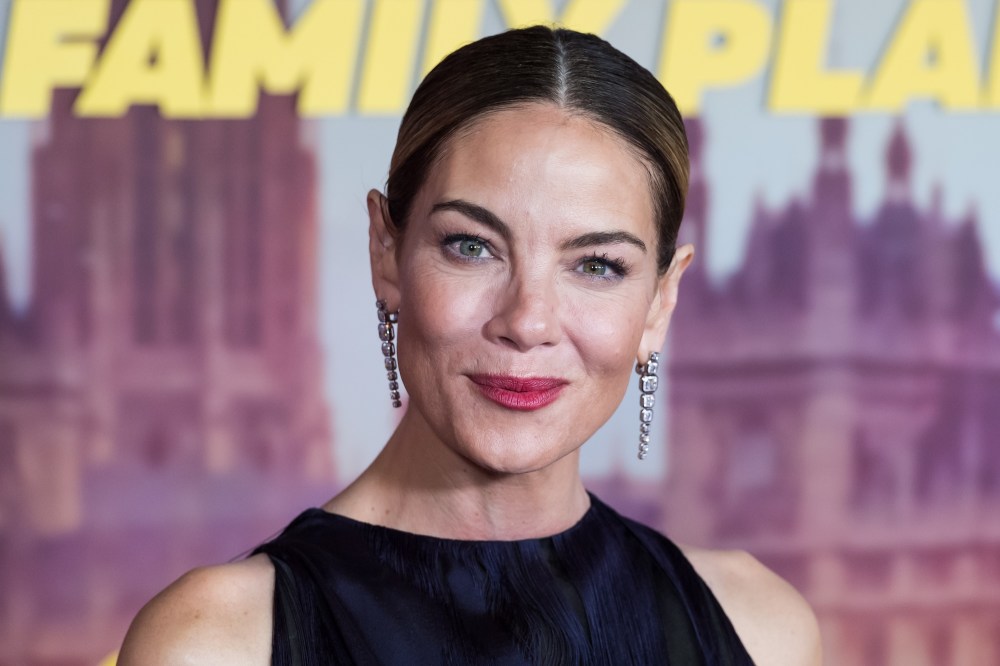 Michelle Monaghan's Wrinkle-Reducing Red Light Mask Is 30% Off