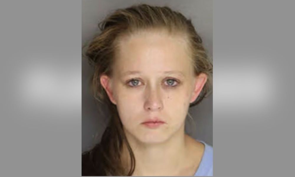 Mother Allegedly Let Men Sexually Assault 2 Daughters for Money and Drugs