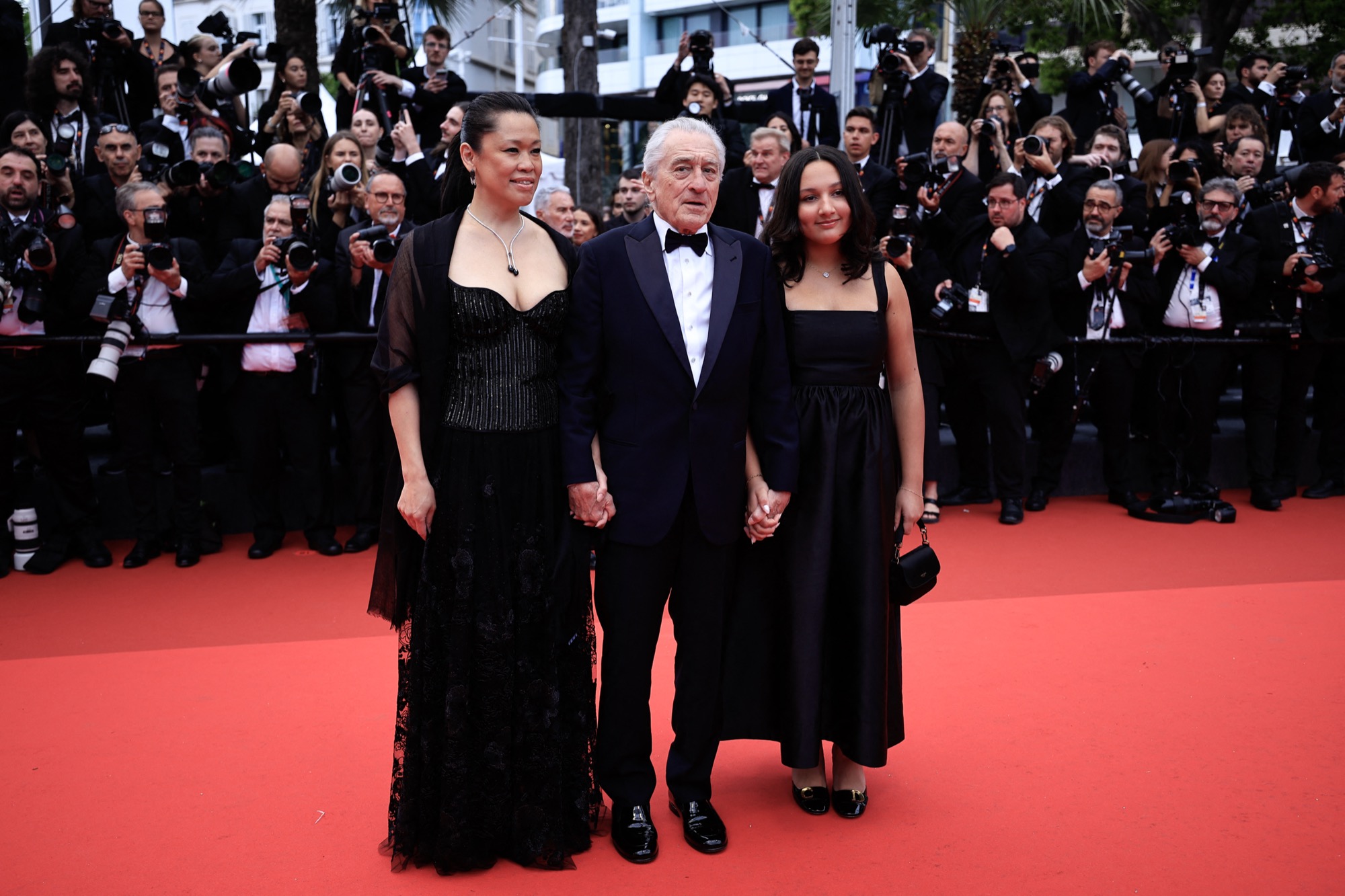 Robert De Niro Admits to Feeling 'Guilty' Over Not Always Being There for Kids