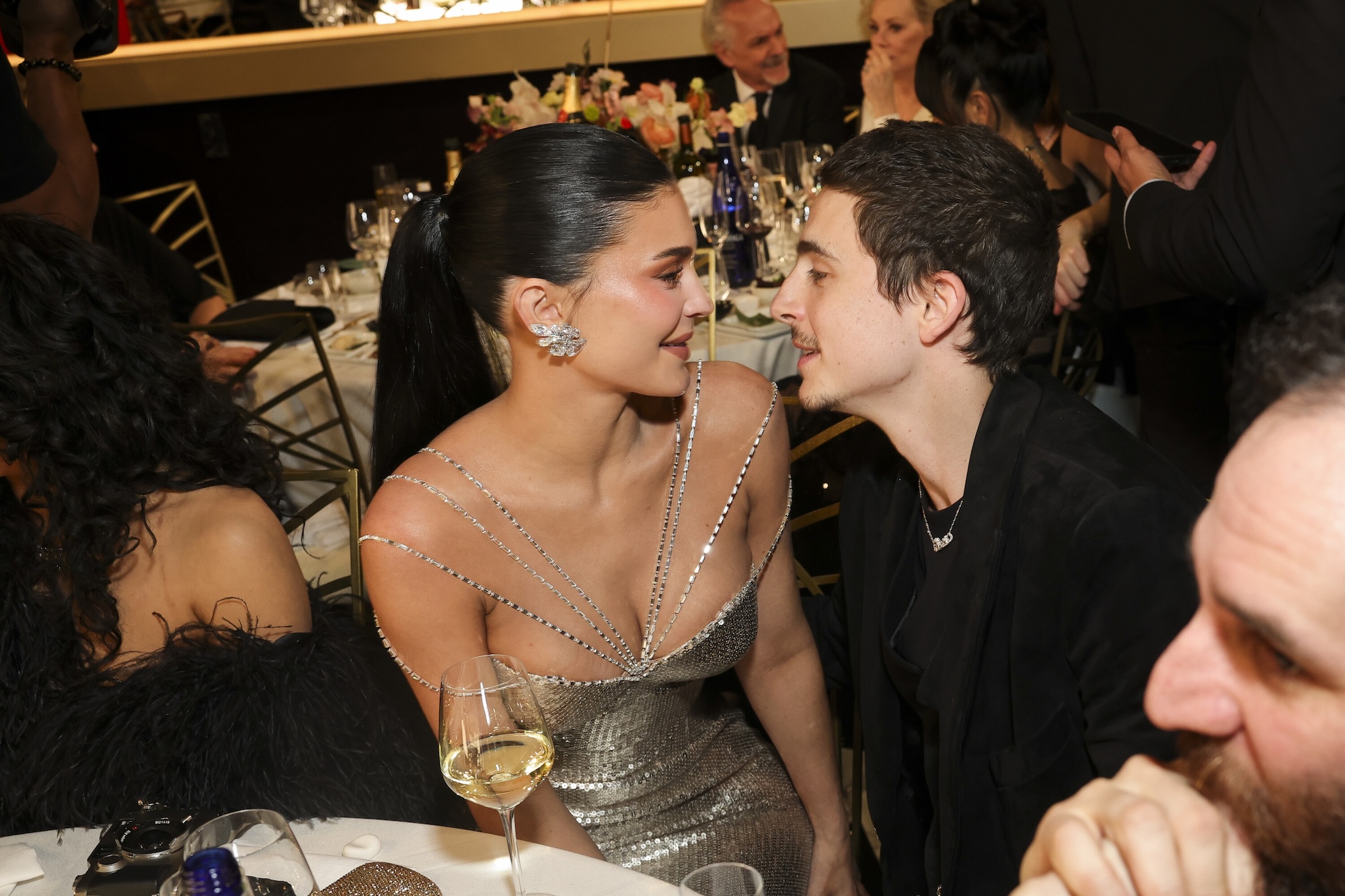 Kylie Jenner and Timothee Chalamet's Kiss Awkwardly Interrupted at Globes