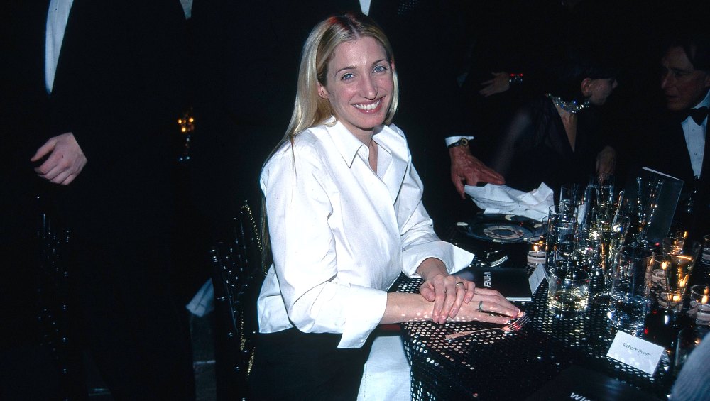 Love Carolyn Bessette Kennedy's Iconic '90s Denim? Here's How to Copy the Look