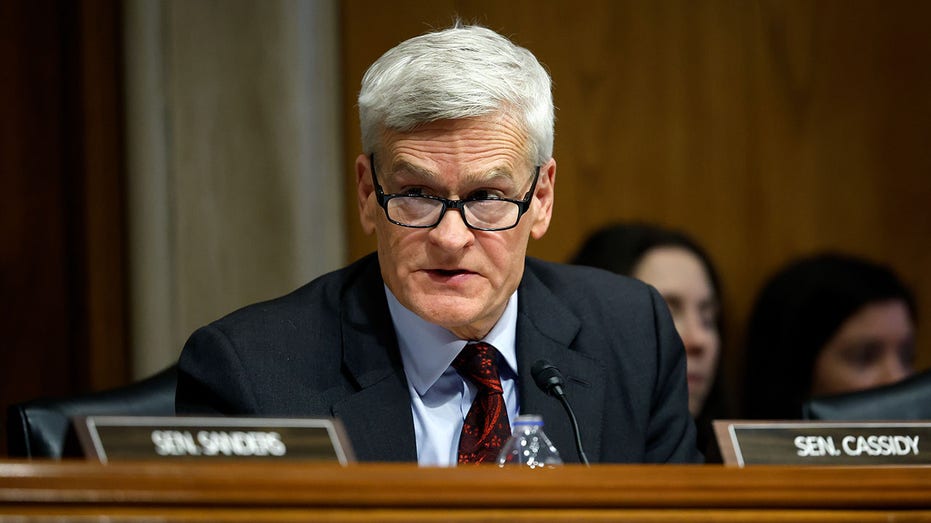 GOP senator calls CDC hepatitis B vaccine change 'a mistake' that will make America sicker