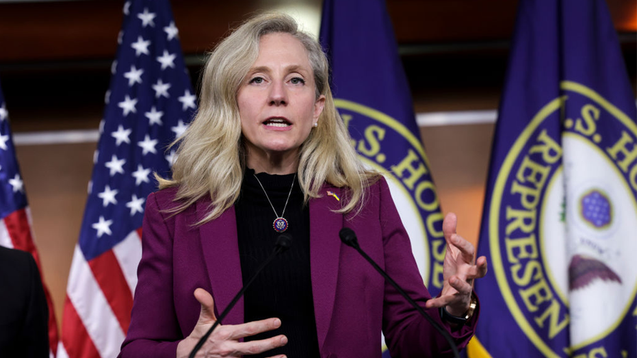 Spanberger refuses to urge Jay Jones to exit race, dodges questions after ‘two bullets’ texts