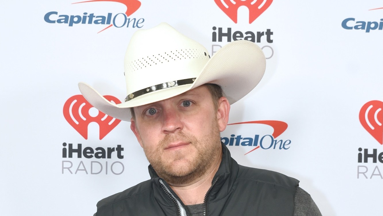 Country Singer Justin Moore Reveals Cancer Scare After 'Benign' Growth on Neck