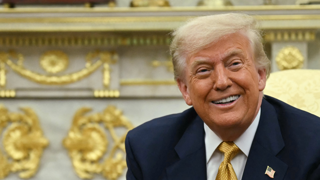 From the gilded Oval Office to a new monument: A look at Trump's renovation projects