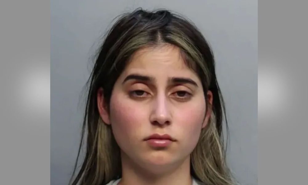 Mom Arrested After Pouring Hot Wax on Daughters, Setting Kitchen on Fire