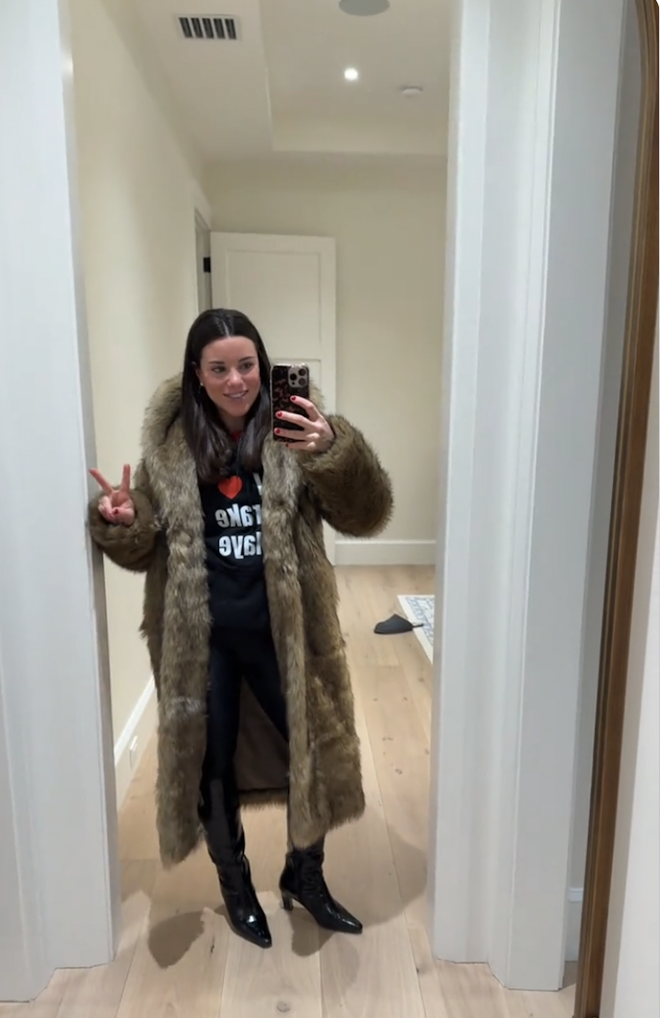 Patriots QB Drake Maye Reveals Competitive Nature With Wife Ann Michael